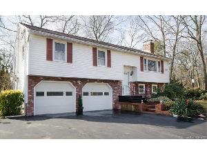 3 Brocketts Point Rd, Branford, CT 06405